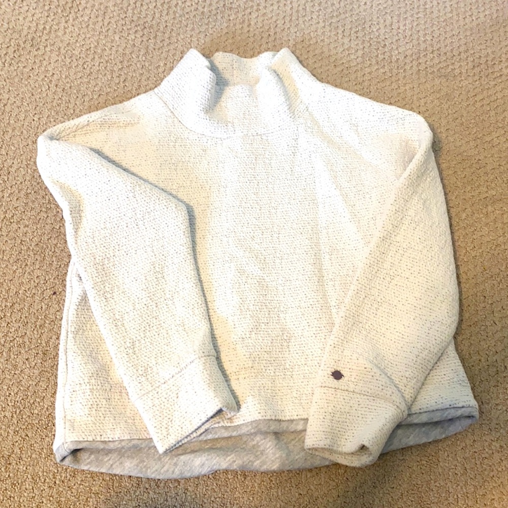 Women’s Sweater
